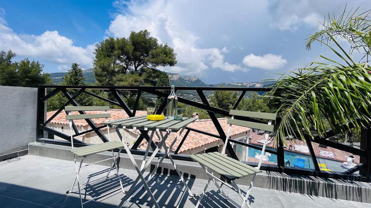 Holistika : / Pool / Air Conditioning/ Mont Faron Toulon