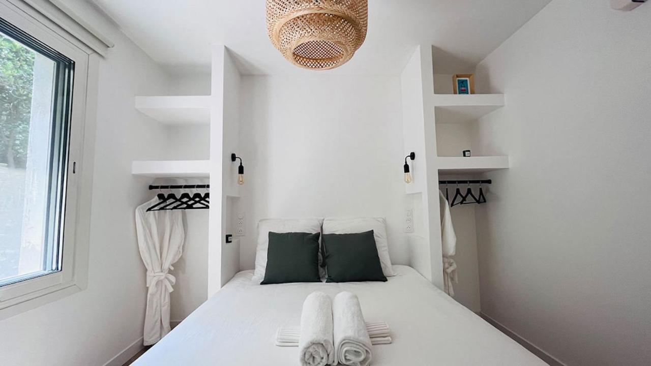 Gasthof Holistika : / Pool / Air Conditioning/ Mont Faron Toulon