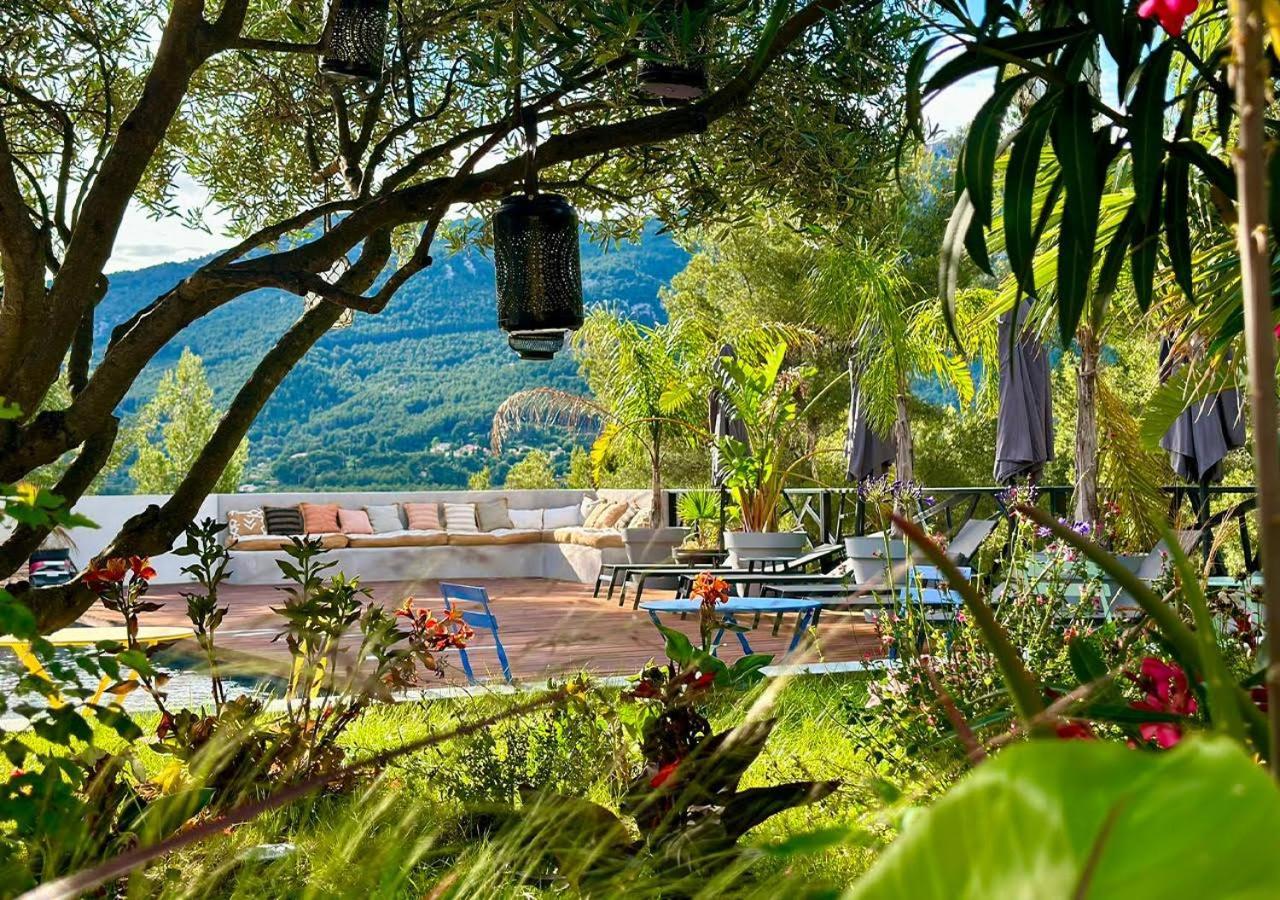Holistika : / Pool / Air Conditioning/ Mont Faron Maison d'hôtes